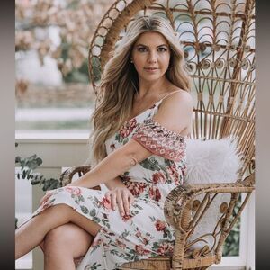 NWT Floral Cold Shoulder Maxi Dress